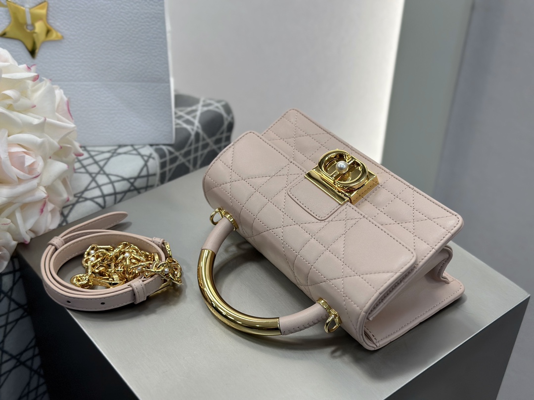 디올 디올 미니 앙쥬 백 매크로까나쥬 핑크 20 x 5 x 12 cm 상세 이미지 6