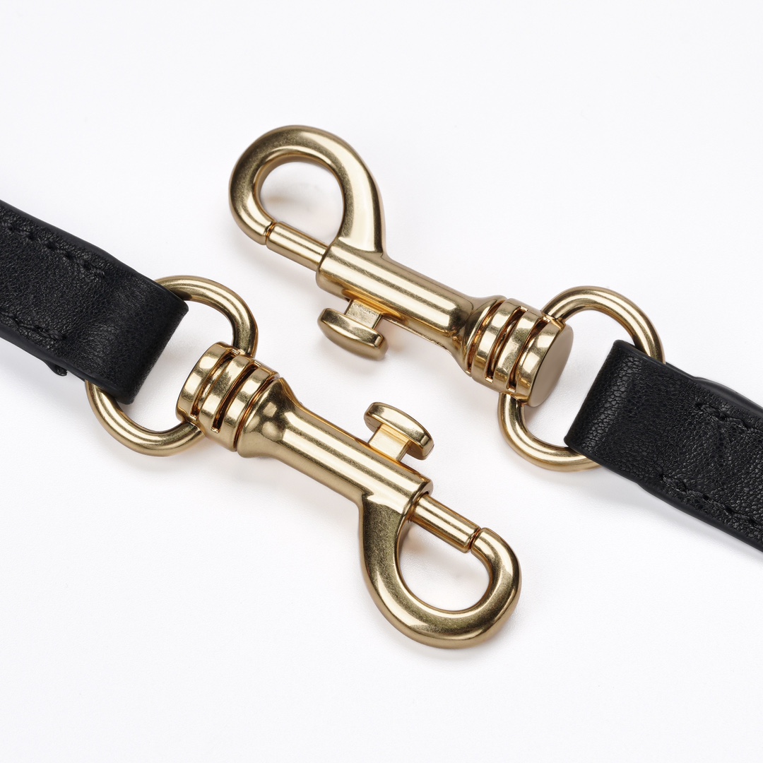 미우미우 미우미우 아벙츄어 미니 나파 레더 백 블랙  상세 이미지 16