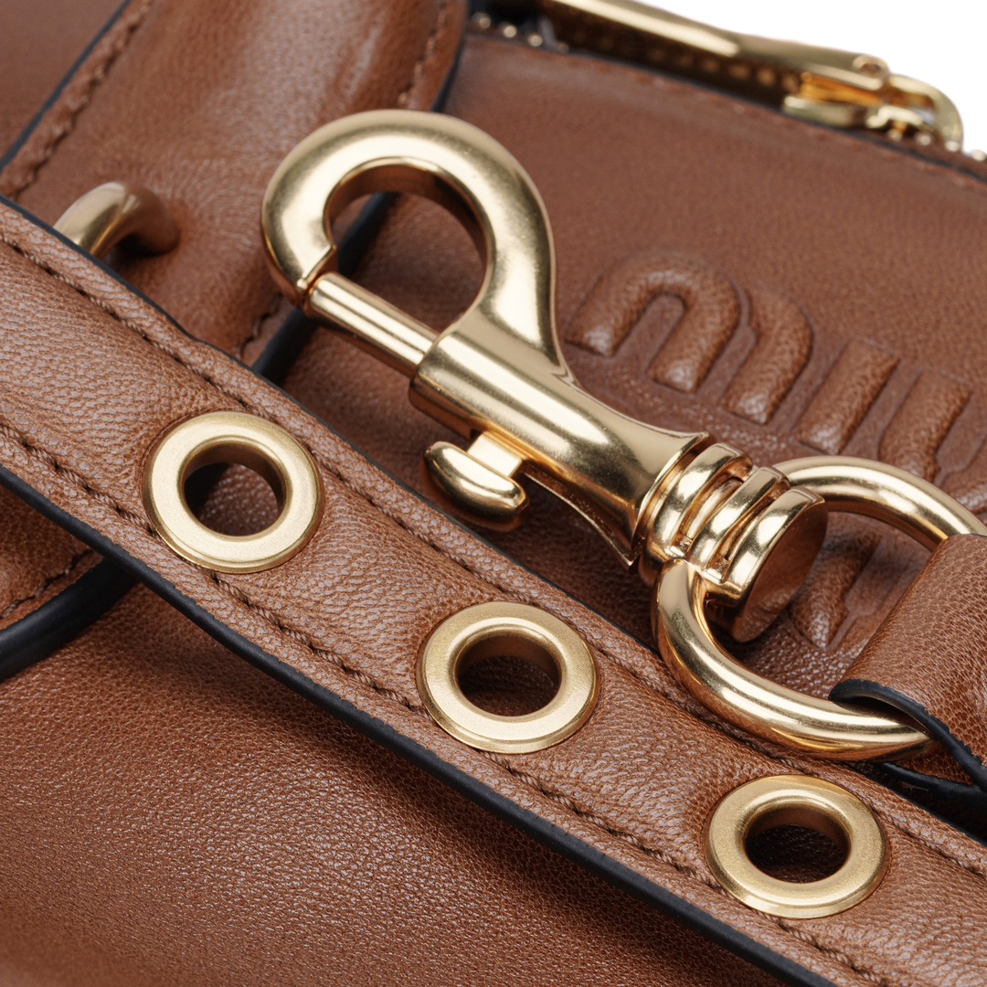 미우미우 미우미우 아벙츄어 미니 나파 레더 백 오크  상세 이미지 12