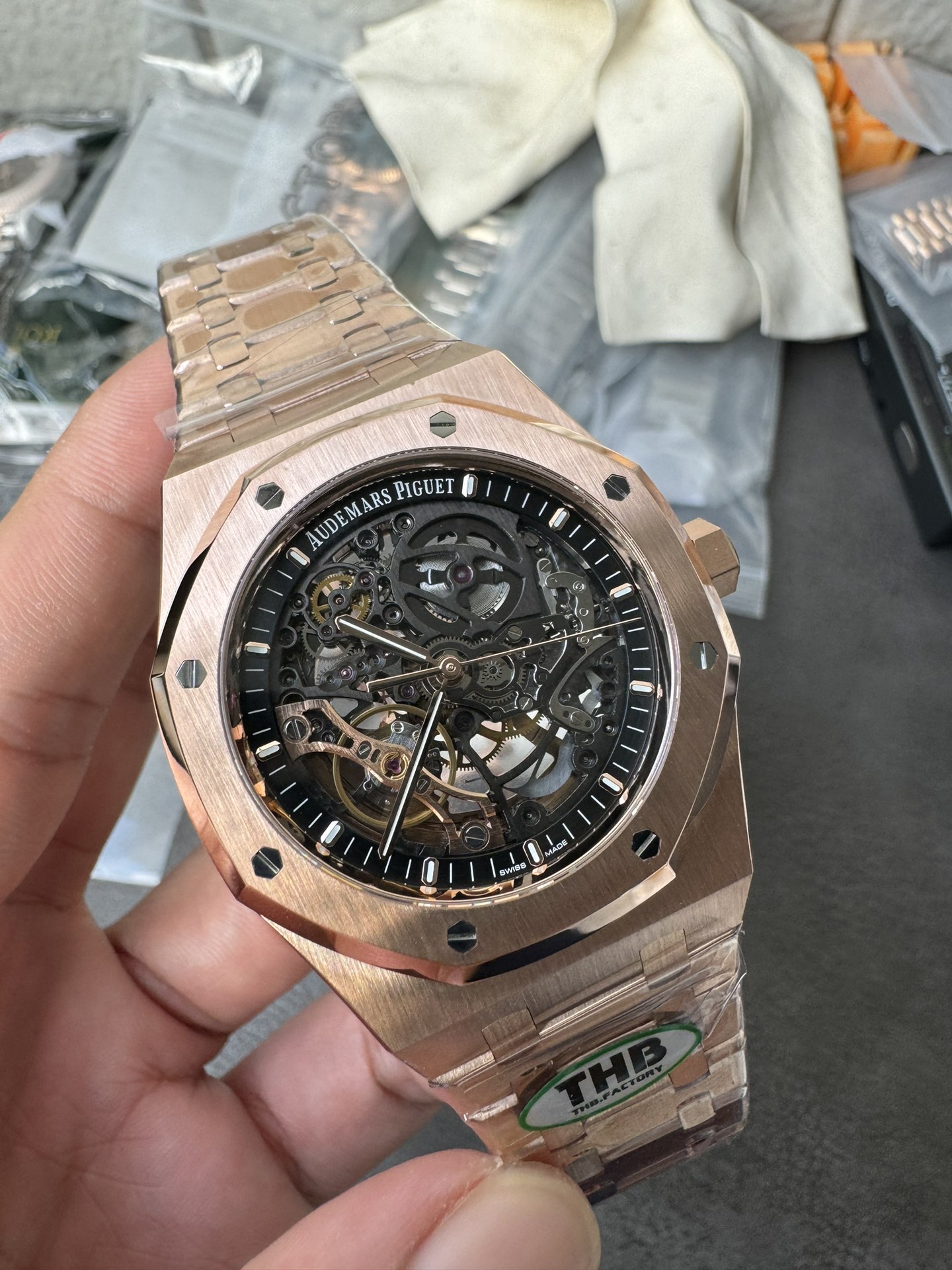 오데마피게 THB 공장 오데마피게 로열오크 더블 밸런스 휠 오픈워크 금통 15407OR.OO.1220OR.01 cal.3120무브먼트 상세 이미지 3