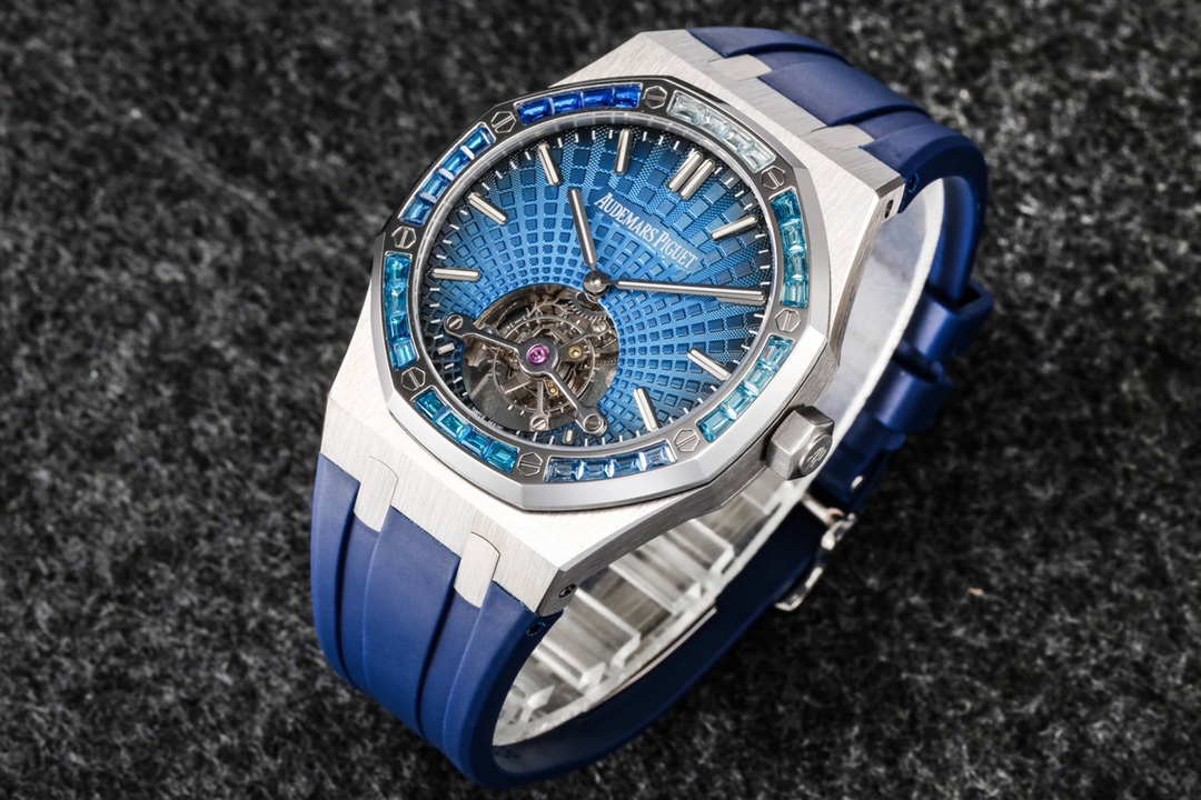 오데마피게 R8공장 오데마피게 로얄오크 셀프와인딩 플라잉 투르비용 26521PT.YY.1220PT.01 2924 무브먼트 상세 이미지 2