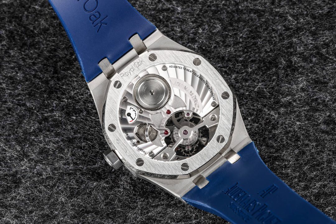 오데마피게 R8공장 오데마피게 로얄오크 셀프와인딩 플라잉 투르비용 26521PT.YY.1220PT.01 2924 무브먼트 상세 이미지 9