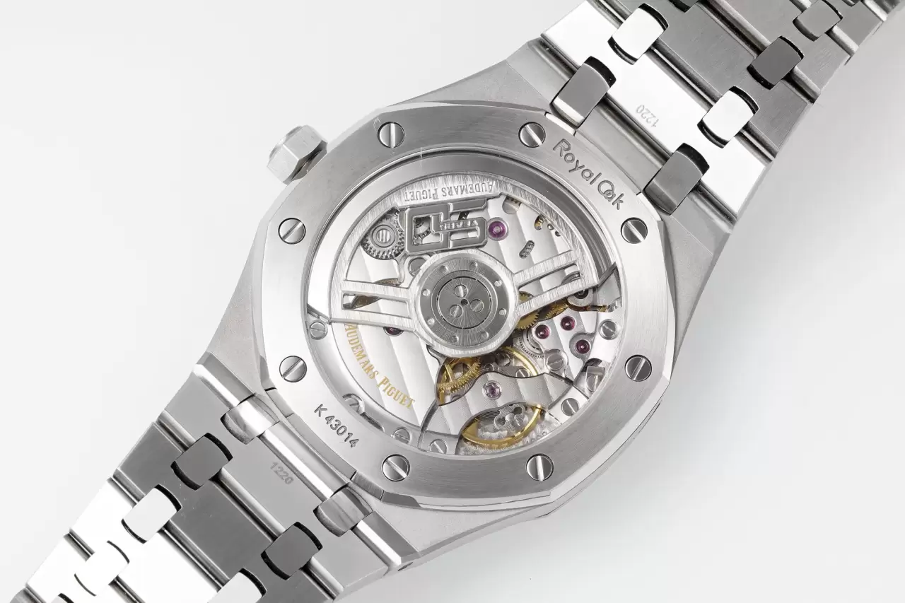 오데마피게 APS공장 오데마피게 로얄오크 50주년 한정판 화이트 다이얼 41mm 15510 cal.4302무브먼트, 두께 10.4mm 상세 이미지 9