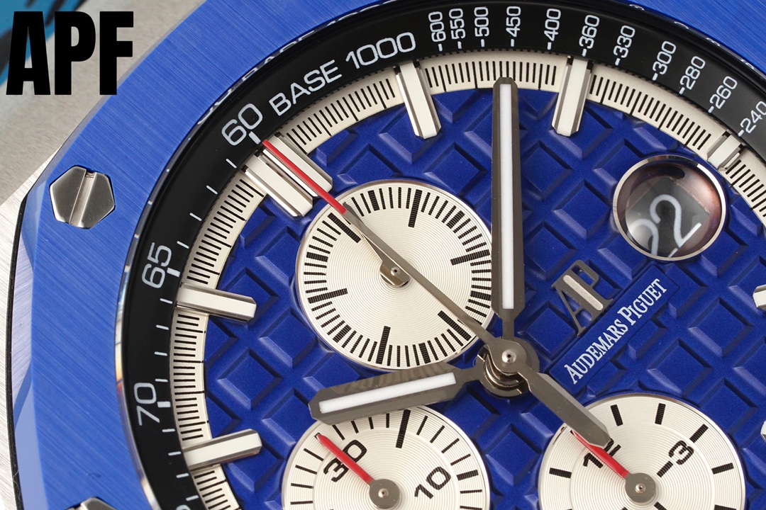 오데마피게 APF공장 오데마피게 로얄오크 오프셔 청판 다이얼 44mm 26400SO.OO.A335CA.01 3126 무브먼트 상세 이미지 4