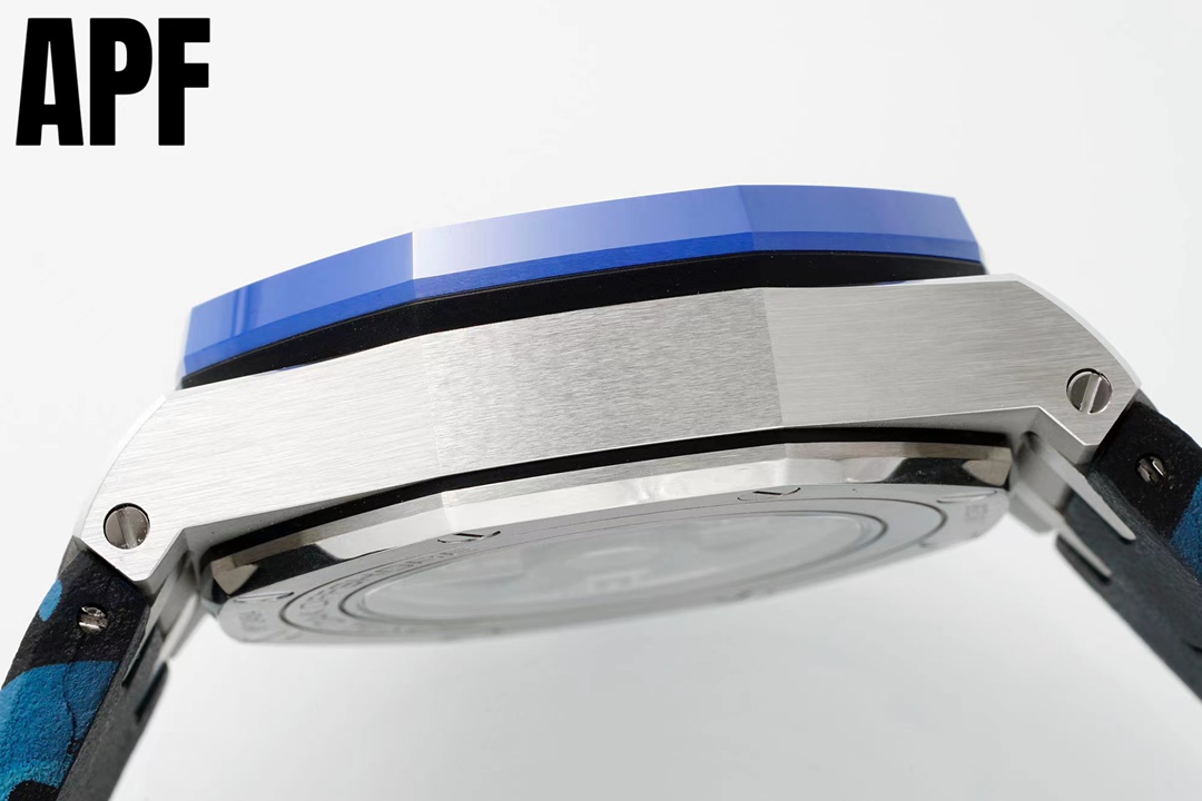 오데마피게 APF공장 오데마피게 로얄오크 오프셔 청판 다이얼 44mm 26400SO.OO.A335CA.01 3126 무브먼트 상세 이미지 6