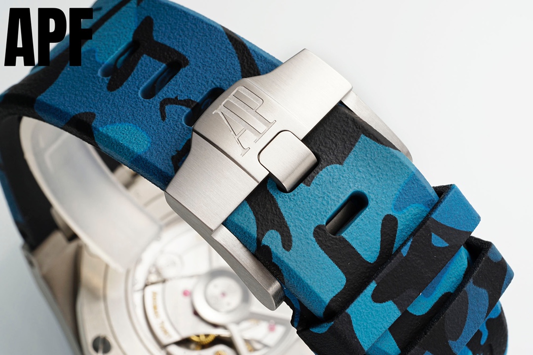 오데마피게 APF공장 오데마피게 로얄오크 오프셔 청판 다이얼 44mm 26400SO.OO.A335CA.01 3126 무브먼트 상세 이미지 9