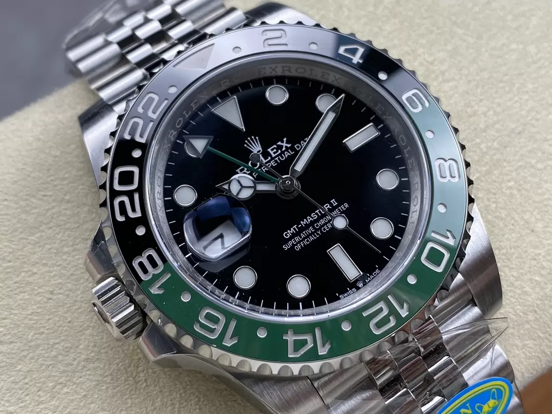 클린공장 롤렉스 GMT마스터 2 스트라이프 쥬빌레 40mm 126720 (3186 MV) 상세 이미지 3