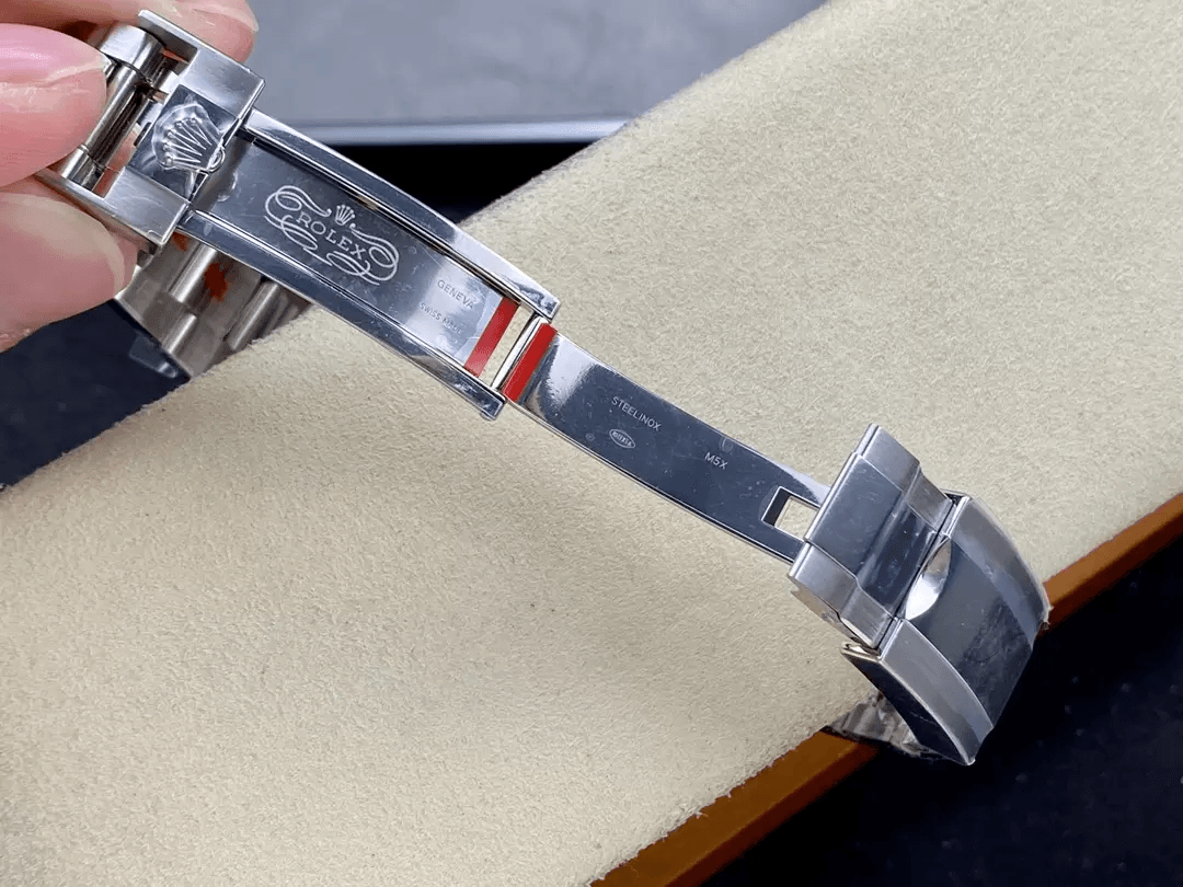 클린공장 롤렉스 데이토나 크로노그래프 팬더 화이트 다이얼 바인덱스 세라믹베젤 SS 브레이슬릿 40mm 126500 상세 이미지 9