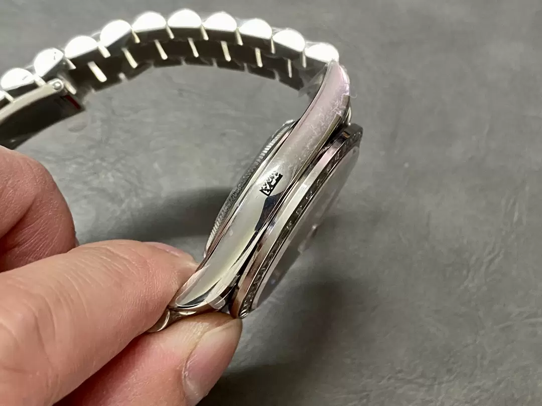 GM공장 V3 롤렉스 데이데이트 그린 아랍 다이얼 바게트 다이아 베젤 m228236 상세 이미지 6