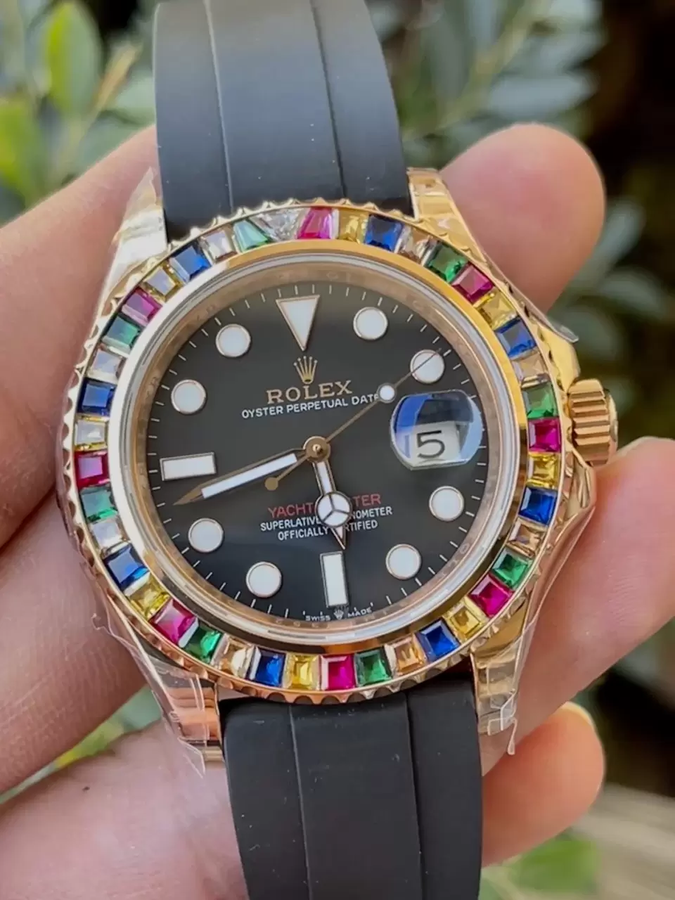 KF공장 롤렉스 요트마스터 로즈골드 금통 레인보우 다이아 베젤 116695SATS 상세 이미지 5