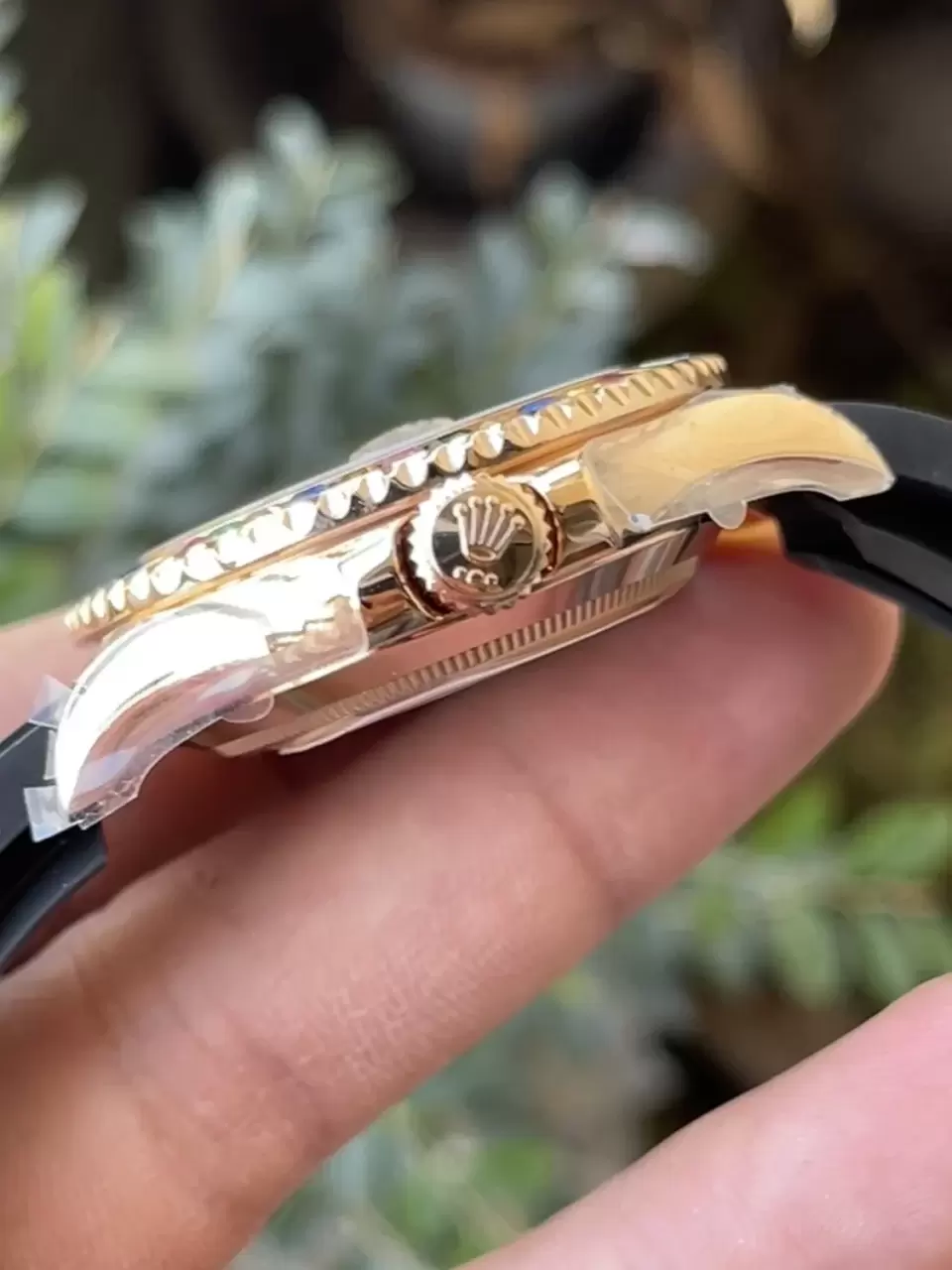 KF공장 롤렉스 요트마스터 로즈골드 금통 레인보우 다이아 베젤 116695SATS 상세 이미지 8