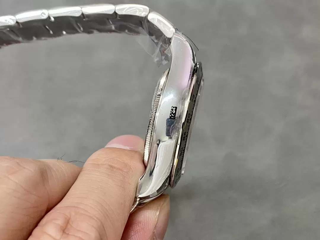 QF공장 롤렉스 코스모그래프 데이토나 고스트 다이얼 m126509 상세 이미지 7