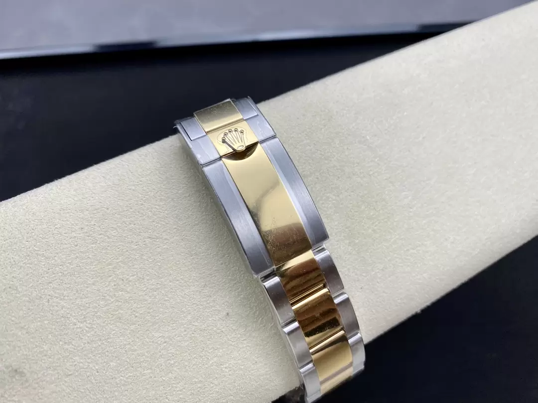 클린공장 롤렉스 데이토나 크로노그래프 검판 다이얼 8P다이아 YG 콤비 40mm 116503 상세 이미지 10