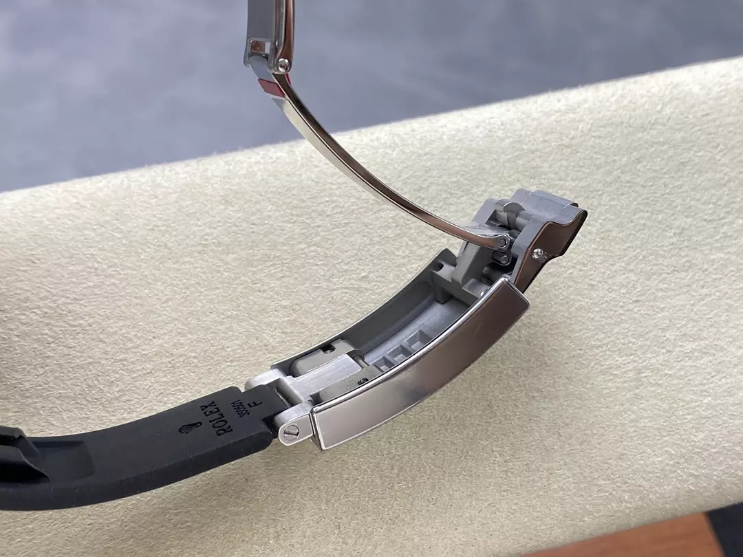 EW공장 롤렉스 요트마스터 블랙 다이얼 40mm 226659 상세 이미지 10