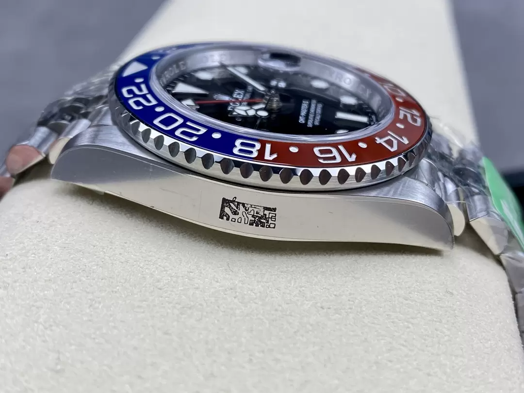C+공장 롤렉스 GMT마스터 2 펩시 쥬빌레 m126710blro 상세 이미지 7