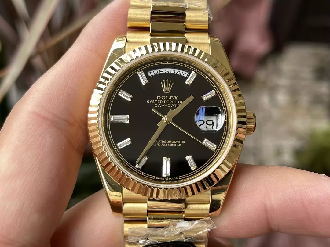 KF공장 롤렉스 데이데이트 블랙 다이아 다이얼 옐로우 골드 금통 40mm 228235 상세 이미지 2