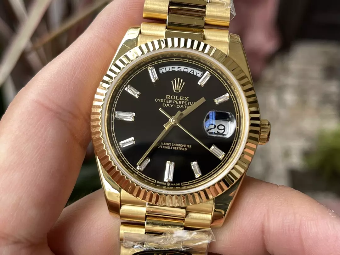 KF공장 롤렉스 데이데이트 블랙 다이아 다이얼 옐로우 골드 금통 40mm 228235 상세 이미지 3