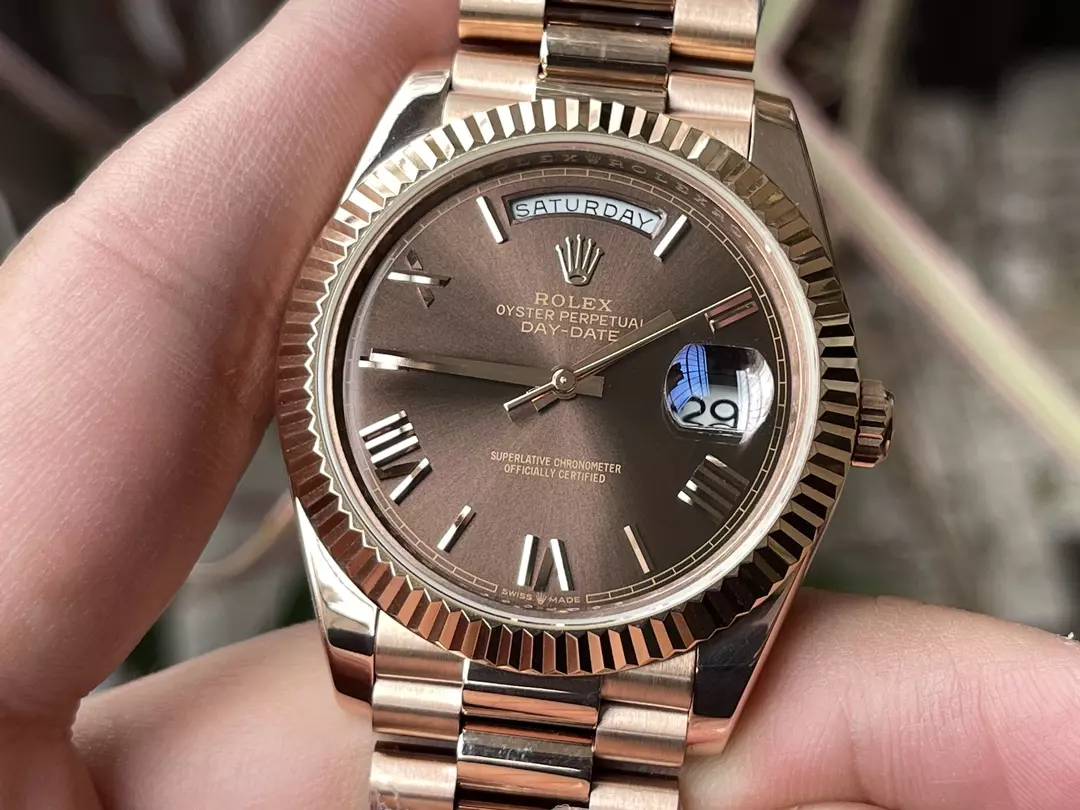 KF공장 롤렉스 데이데이트 브라운 다이얼 로즈골드 금통 40mm 228235 상세 이미지 3