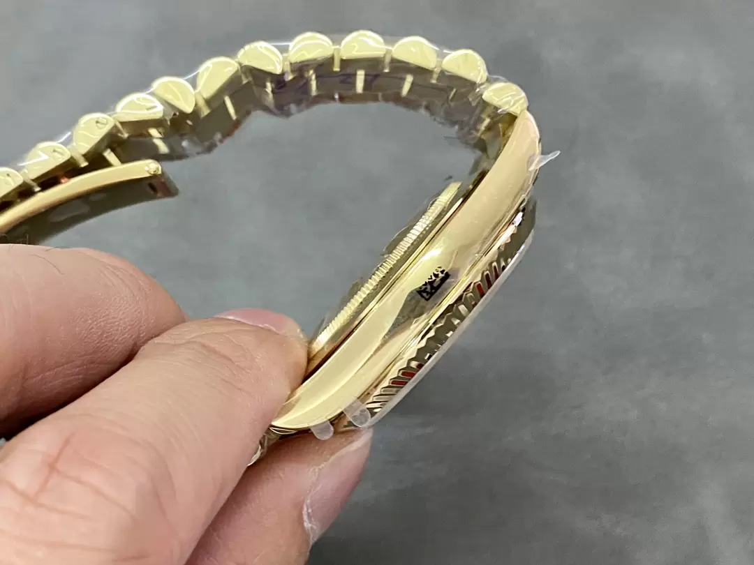 GM공장 V3 롤렉스 데이데이트 샴폐인 다이아 다이얼 옐로우 골드 금통 40mm 228235 상세 이미지 7