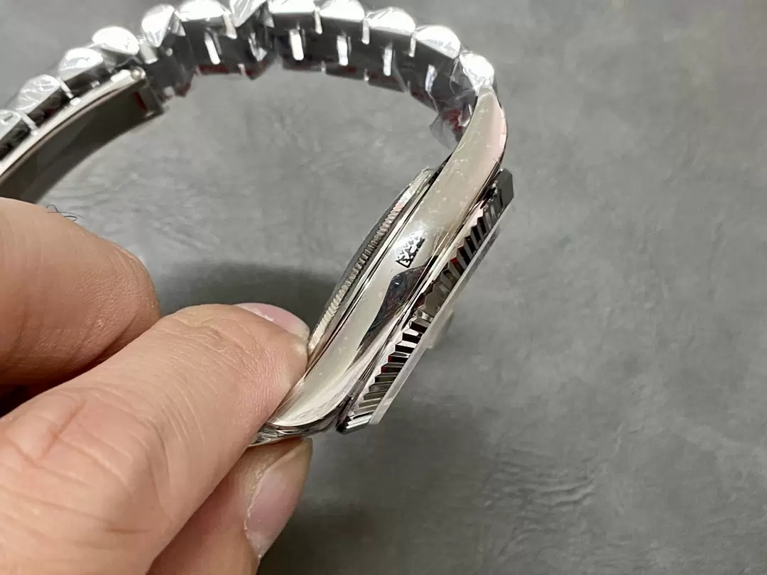 GM공장 V3 롤렉스 데이데이트 플래티넘 와플 다이얼 화이트 골드 금통 40mm m228236 상세 이미지 7