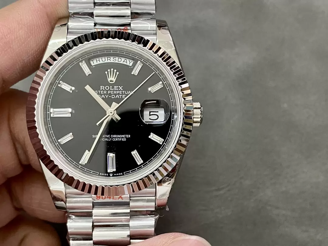 GM공장 V3 롤렉스 데이데이트 블랙 다이아 다이얼 화이트 골드 금통 40mm m228236 상세 이미지 3