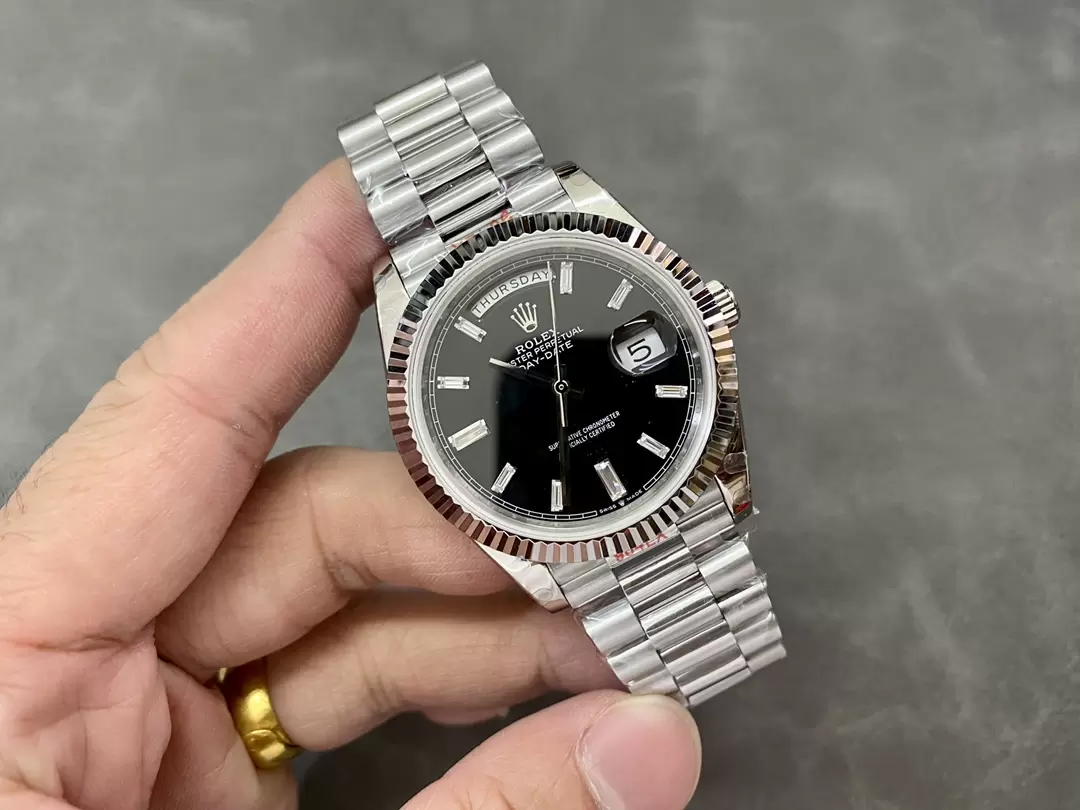 GM공장 V3 롤렉스 데이데이트 블랙 다이아 다이얼 화이트 골드 금통 40mm m228236 상세 이미지 6