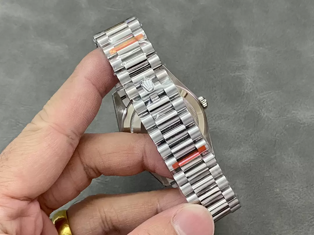 GM공장 V3 롤렉스 데이데이트 블랙 다이아 다이얼 화이트 골드 금통 40mm m228236 상세 이미지 10