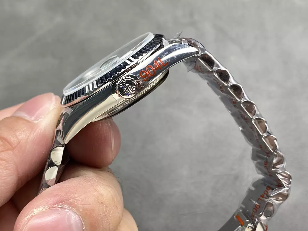 QF공장 롤렉스 데이데이트 플래티넘 로만 다이얼 화이트 골드 금통 36mm 128236 상세 이미지 8