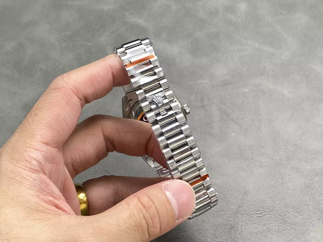 QF공장 롤렉스 데이데이트 플래티넘 로만 다이얼 화이트 골드 금통 36mm 128236 상세 이미지 10