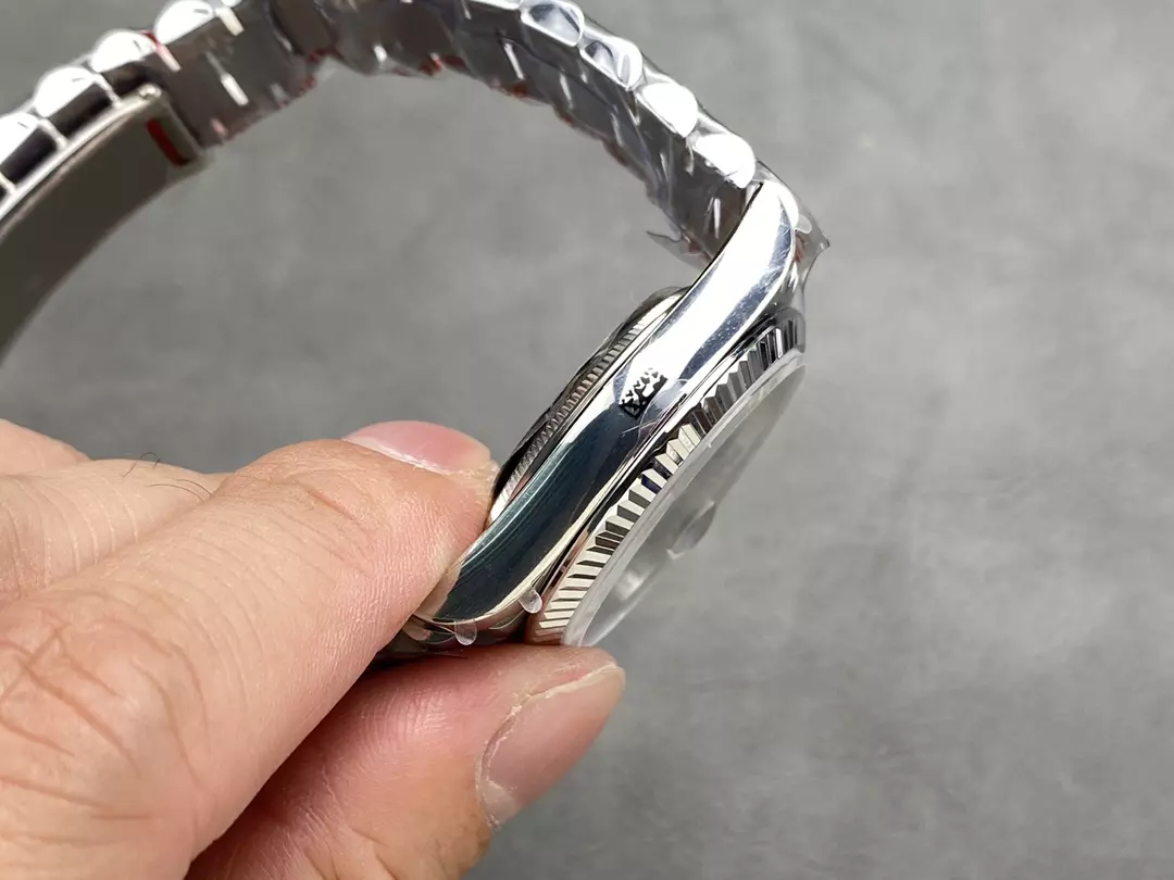 QF공장 롤렉스 데이데이트 청판 로만 다이얼 화이트 골드 36mm 128236 상세 이미지 7