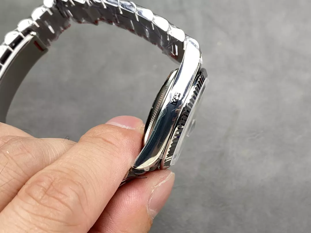 QF공장 롤렉스 데이데이트 청판 옴브레 다이얼 10P다이아 화이트 골드 36mm 128236 상세 이미지 7