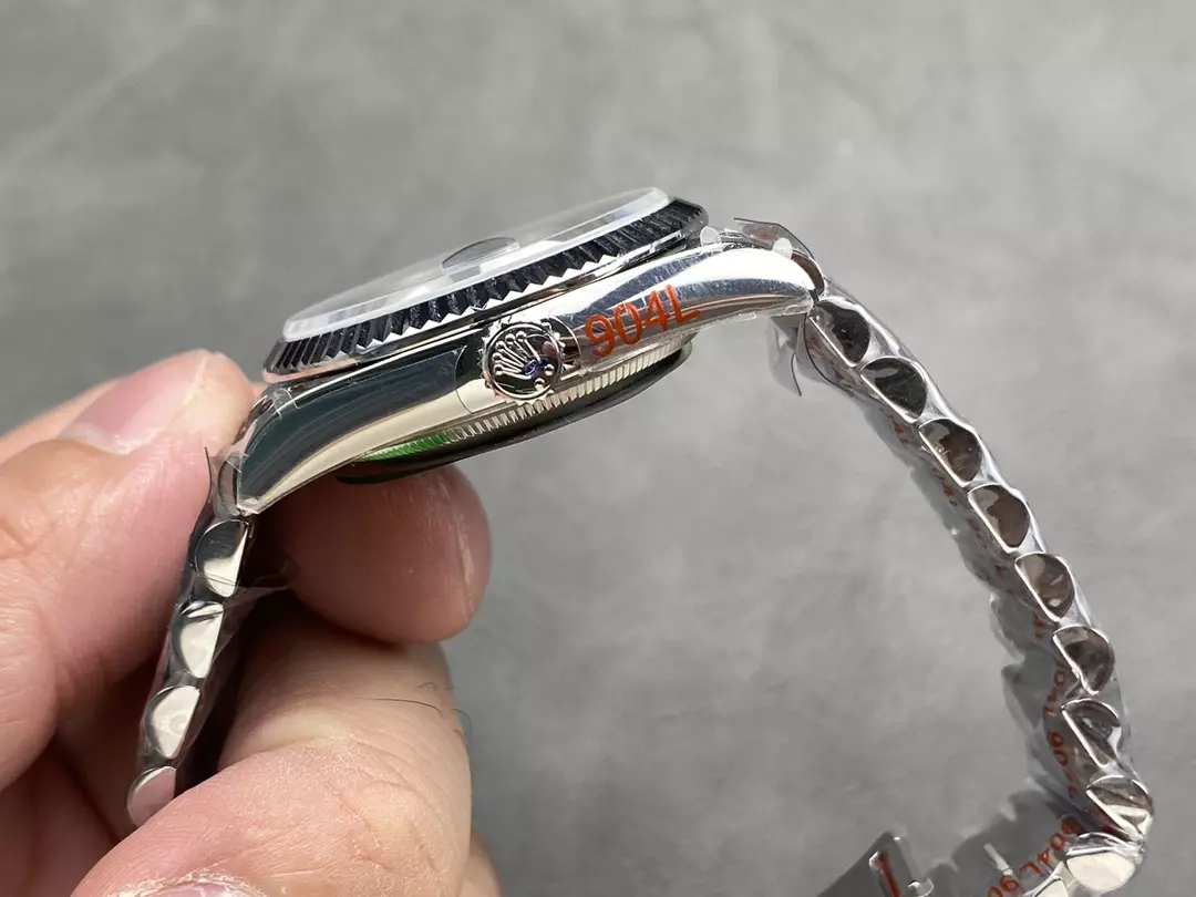 QF공장 롤렉스 데이데이트 청판 옴브레 다이얼 10P다이아 화이트 골드 36mm 128236 상세 이미지 8