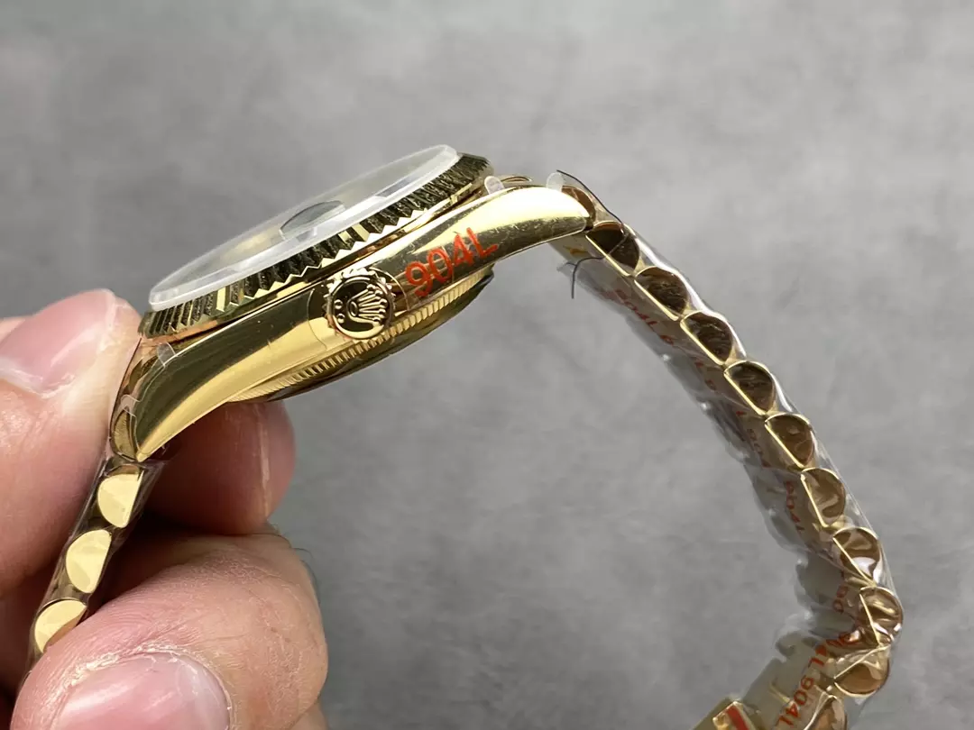 QF공장 롤렉스 데이데이트 그린 옴브레 다이얼 10P다이아 옐로우 골드 36mm 128238 상세 이미지 8