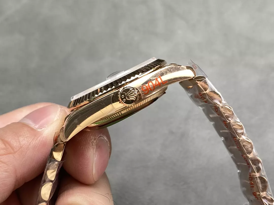 QF공장 롤렉스 데이데이트 그린 옴브레 다이얼 10P 다이아 로즈골드 금통 36mm 128235 상세 이미지 8