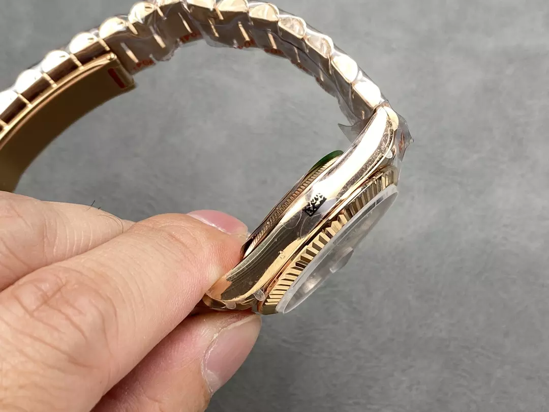 QF공장 롤렉스 데이데이트 브라운 옴브레 다이얼 10P다이아 로즈골드 금통 36mm 128235 상세 이미지 7