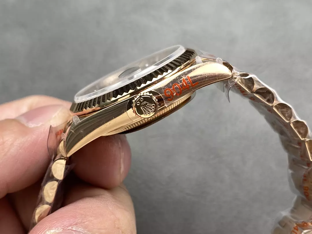 QF공장 롤렉스 데이데이트 브라운 옴브레 다이얼 10P다이아 로즈골드 금통 36mm 128235 상세 이미지 8