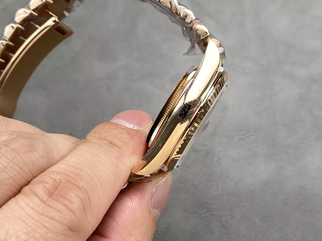 QF공장 롤렉스 데이데이트 브라운 로만 다이얼 로즈금통 36mm 128235 상세 이미지 7