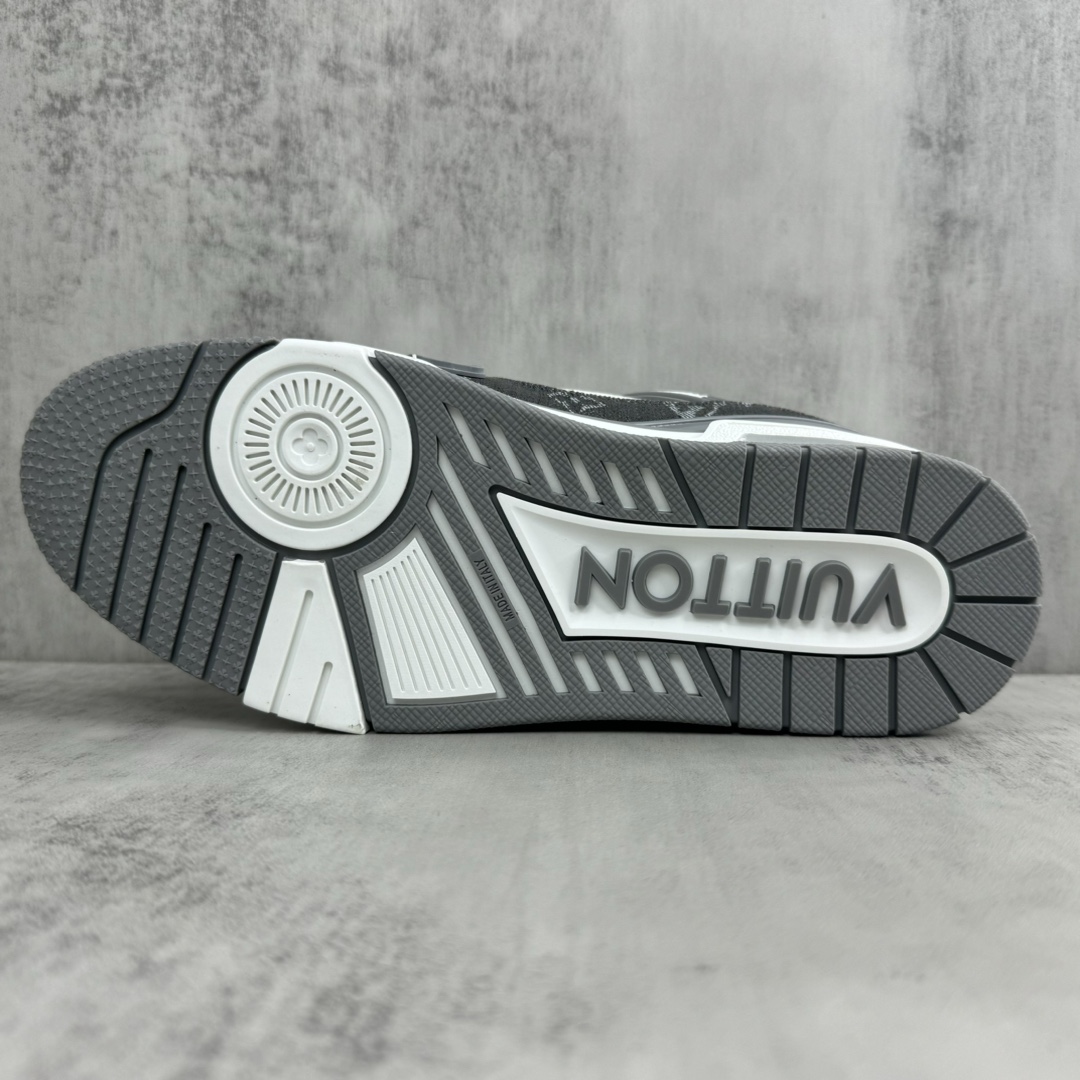 루이비통 LV 트레이너 스니커즈 화이트 블랙 상세 이미지 9