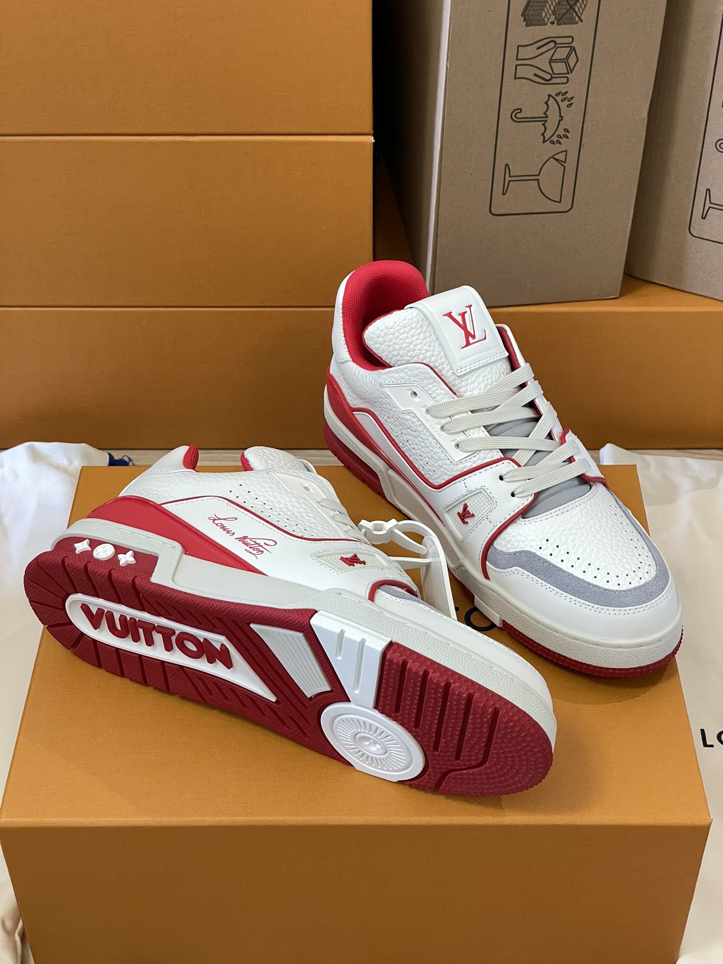 루이비통 LV 트레이너 스니커즈 레드 상세 이미지 6