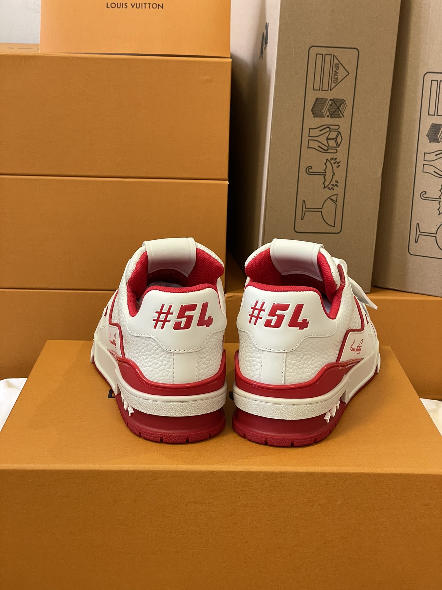 루이비통 LV 트레이너 스니커즈 레드 상세 이미지 9