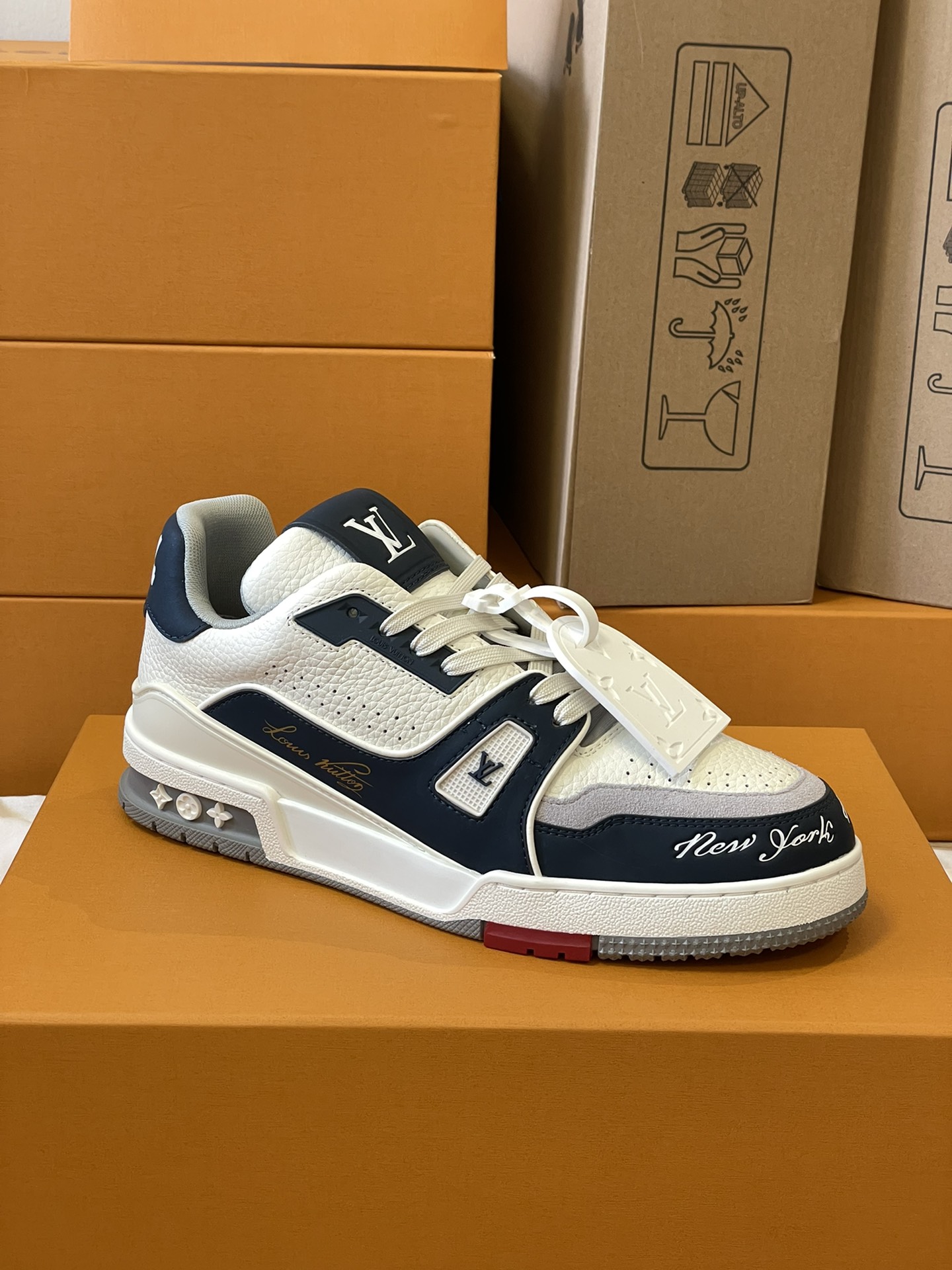 루이비통 LV 트레이너 스니커즈 네이비 상세 이미지 2