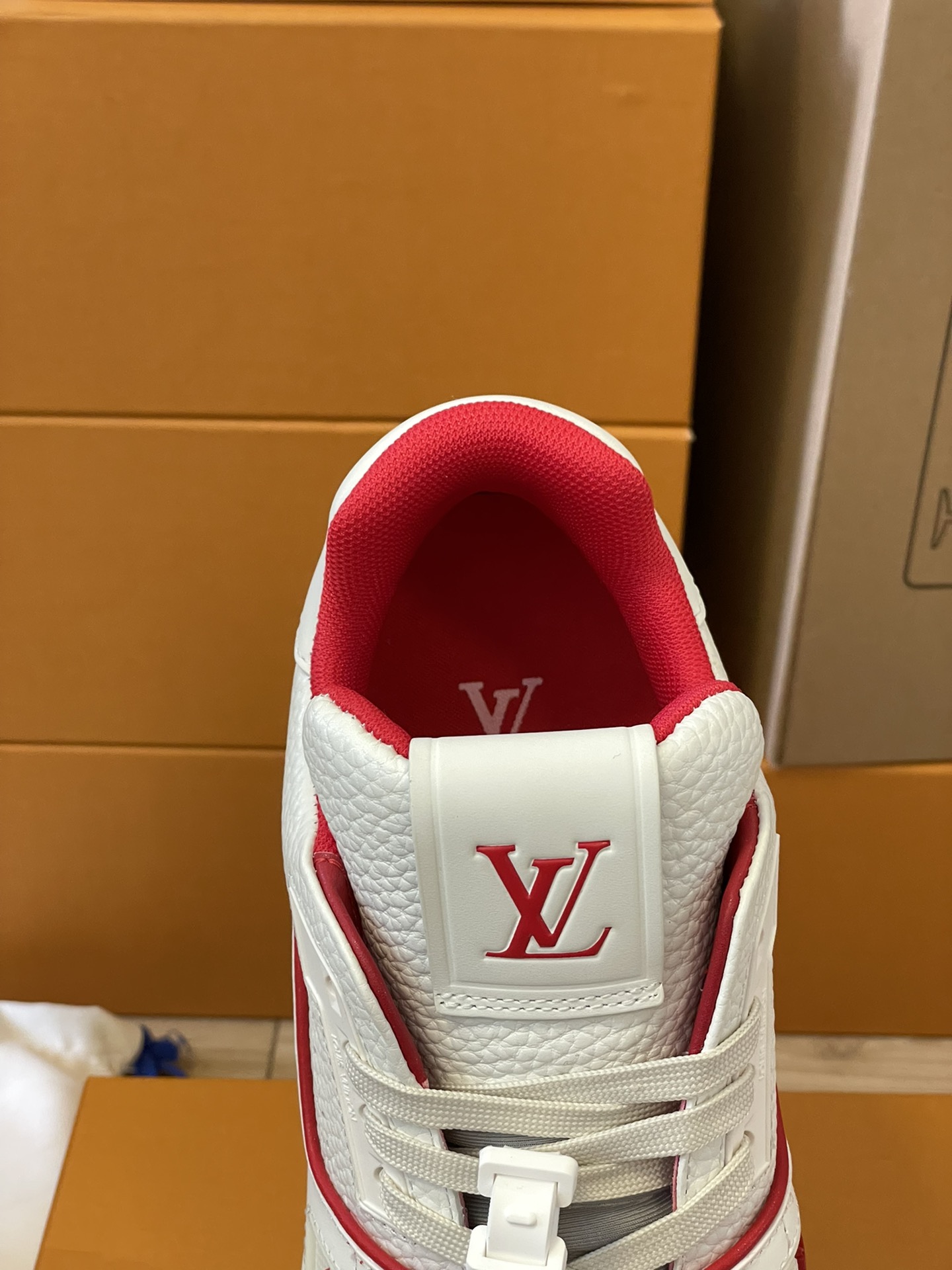 루이비통 LV 트레이너 스니커즈 레드 상세 이미지 8