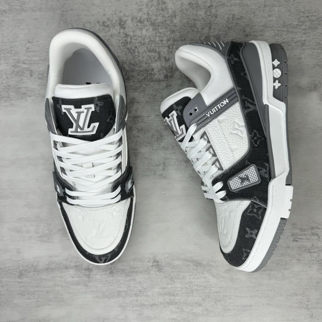 루이비통 LV 트레이너 스니커즈 화이트 블랙 상세 이미지 4