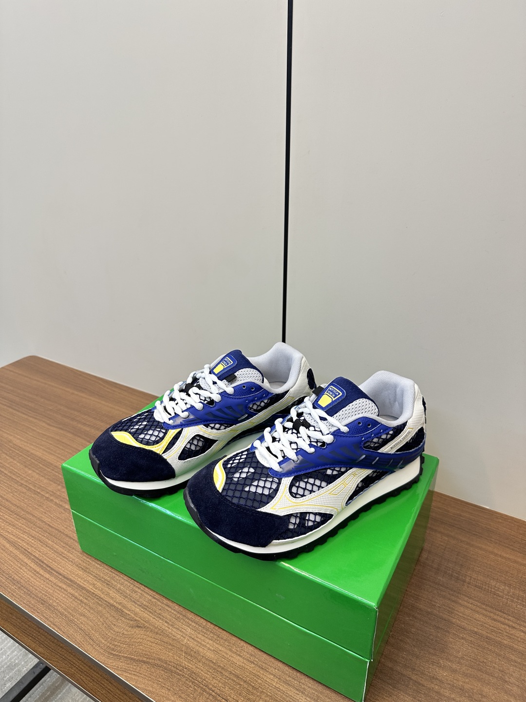 보테가베네타 오르빗 스니커즈 블루 상세 이미지 8