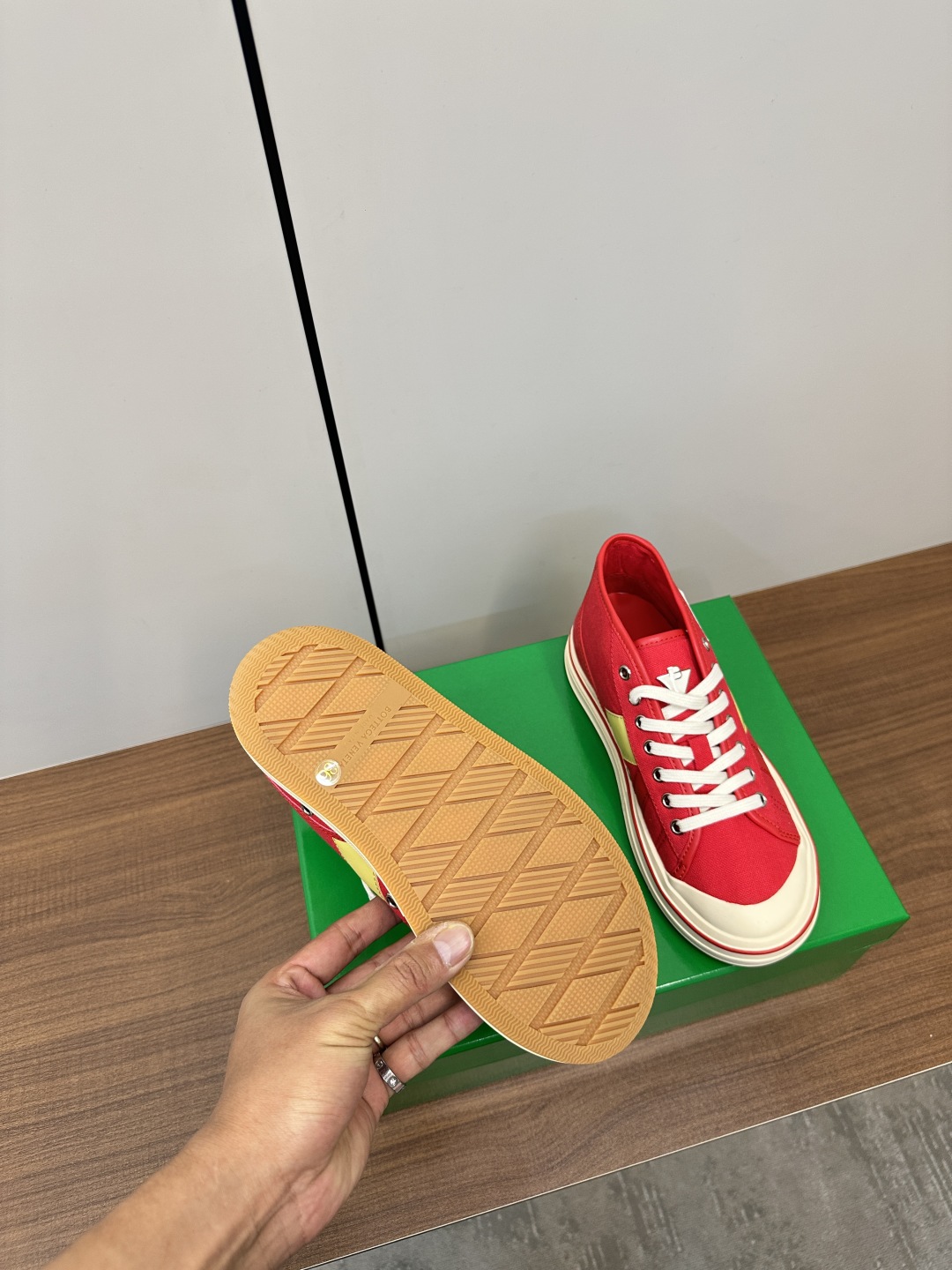 보테가베네타 엘리엇 스니커즈 레드 상세 이미지 7