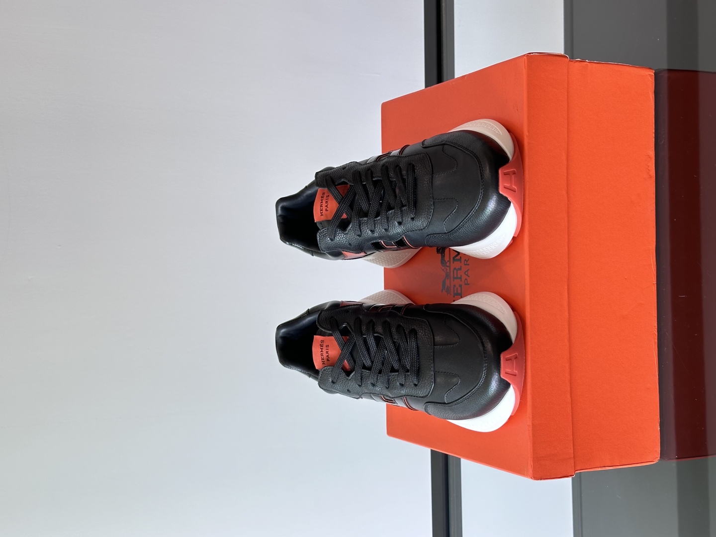 에르메스 휴고 스니커즈 블랙/오렌지 상세 이미지 7