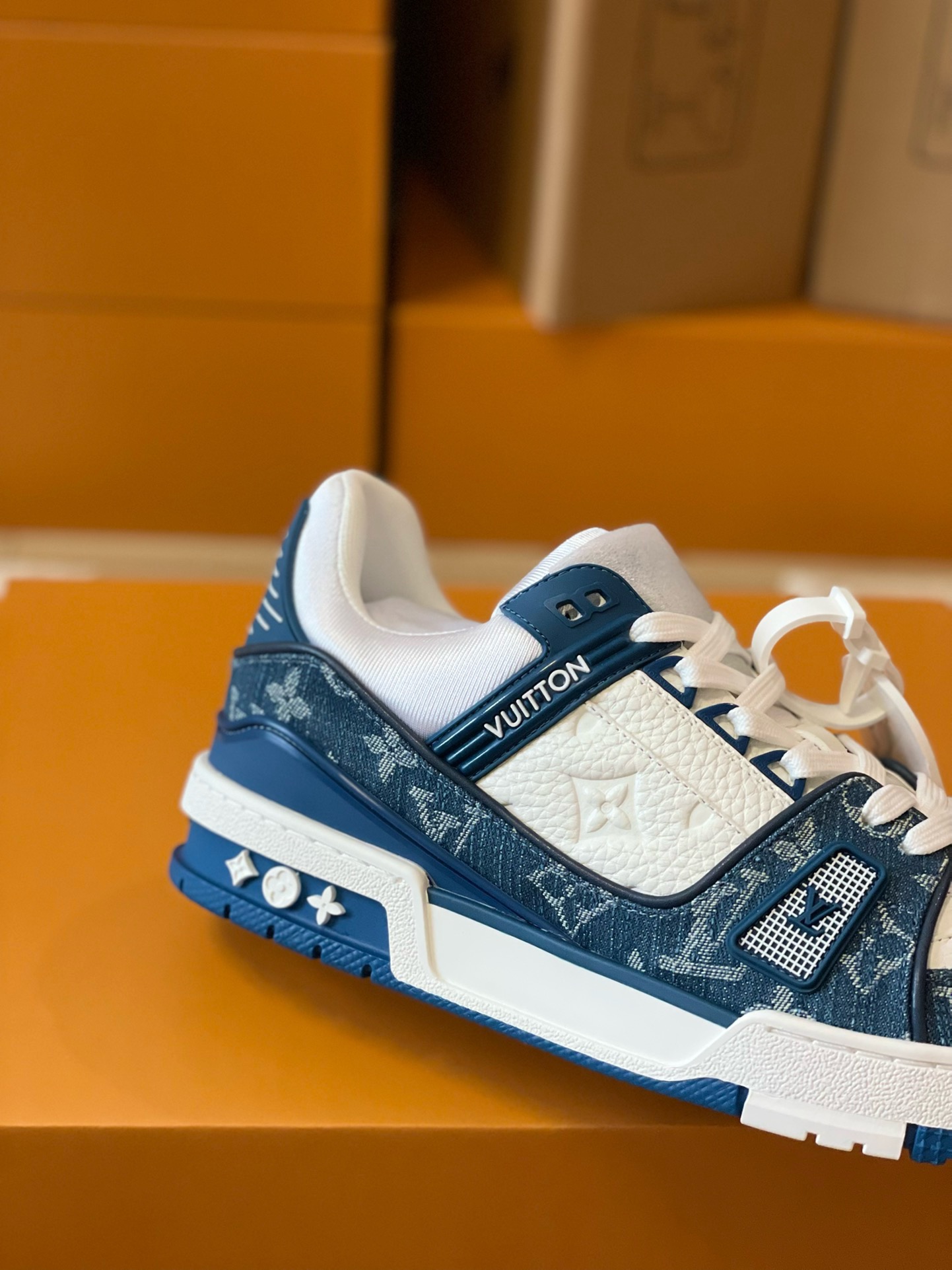 루이비통 LV 트레이너 스니커즈 데님블루 상세 이미지 3