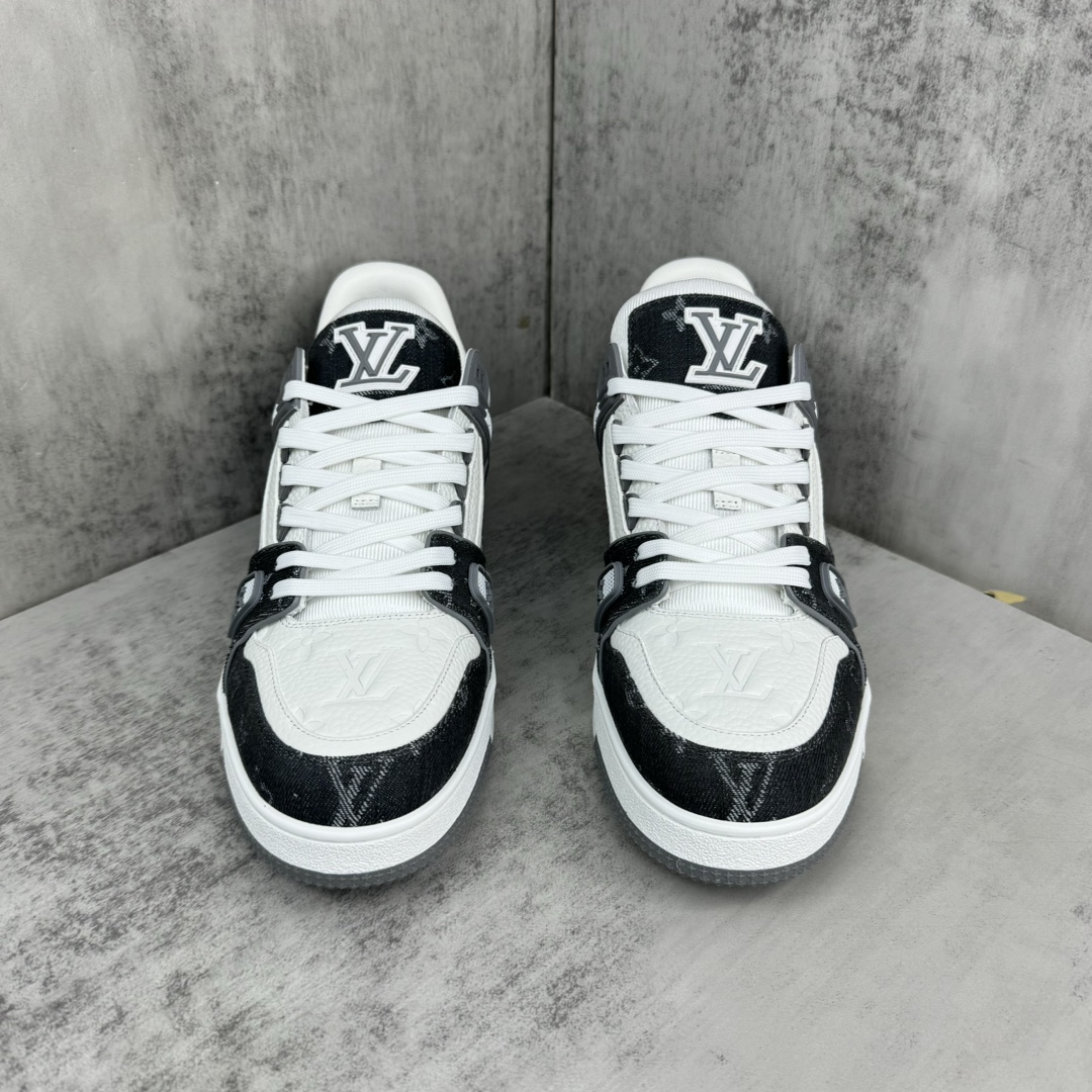 루이비통 LV 트레이너 스니커즈 화이트 블랙 상세 이미지 6