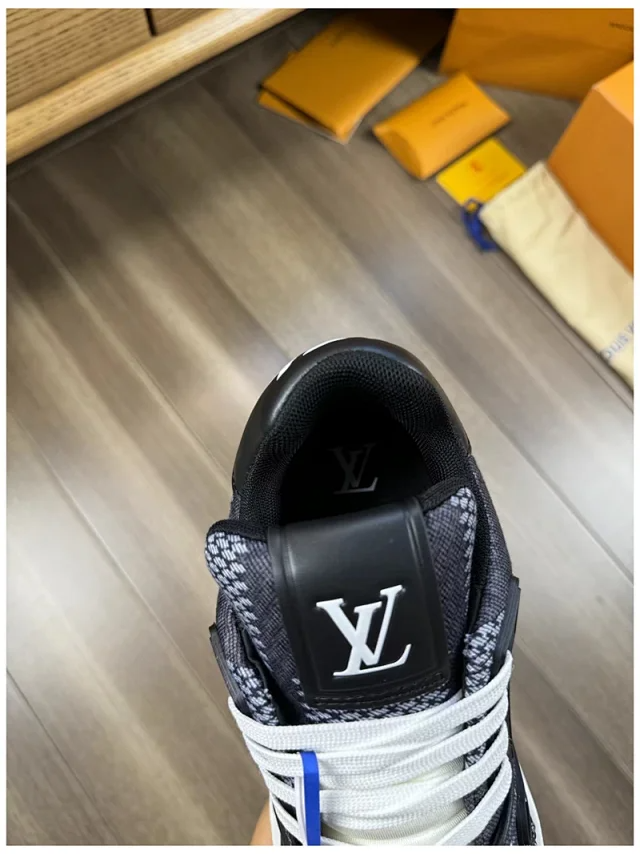 루이비통 베벌리 힐스 스니커즈 블랙 상세 이미지 7