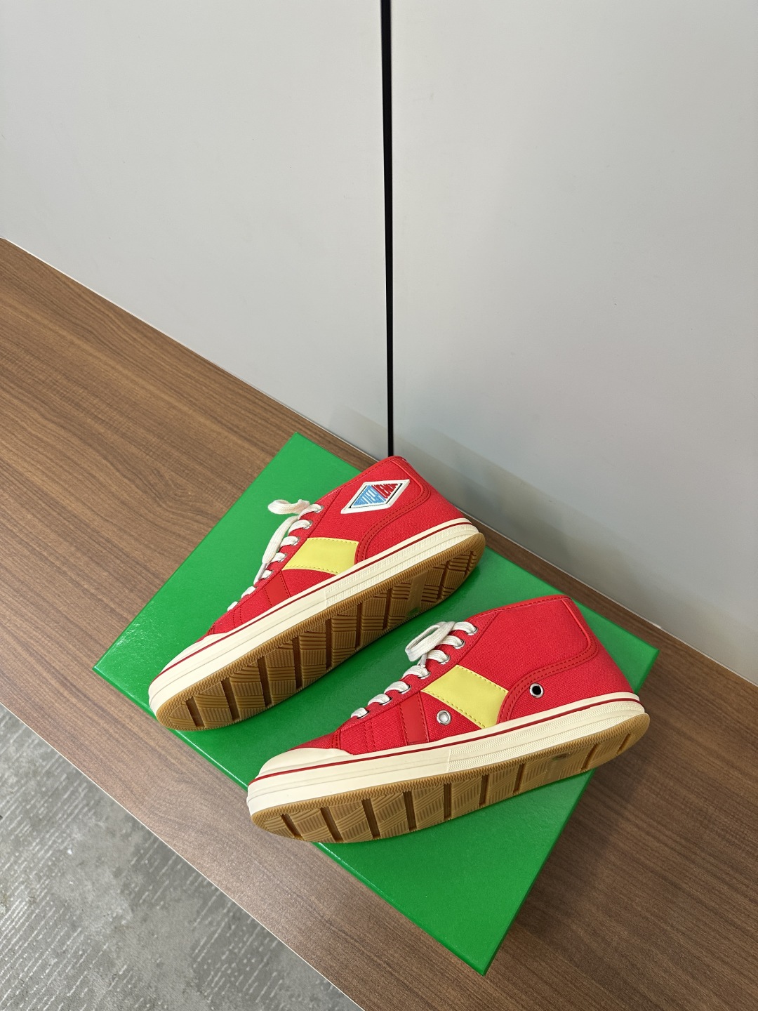 보테가베네타 엘리엇 스니커즈 레드 상세 이미지 6